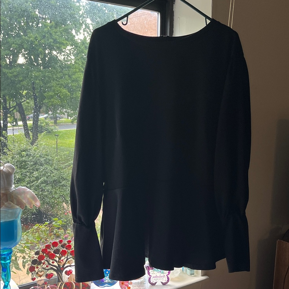 Elegant Black Women's Top Zipper up in the back